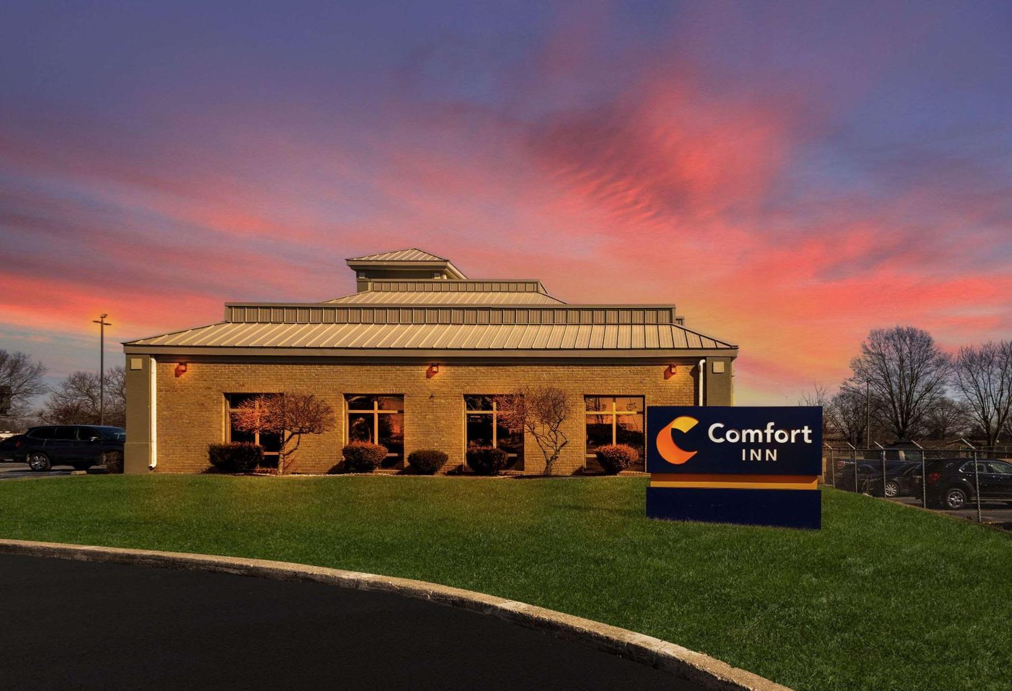 Comfort Inn Huntington Near University Dış mekan fotoğraf