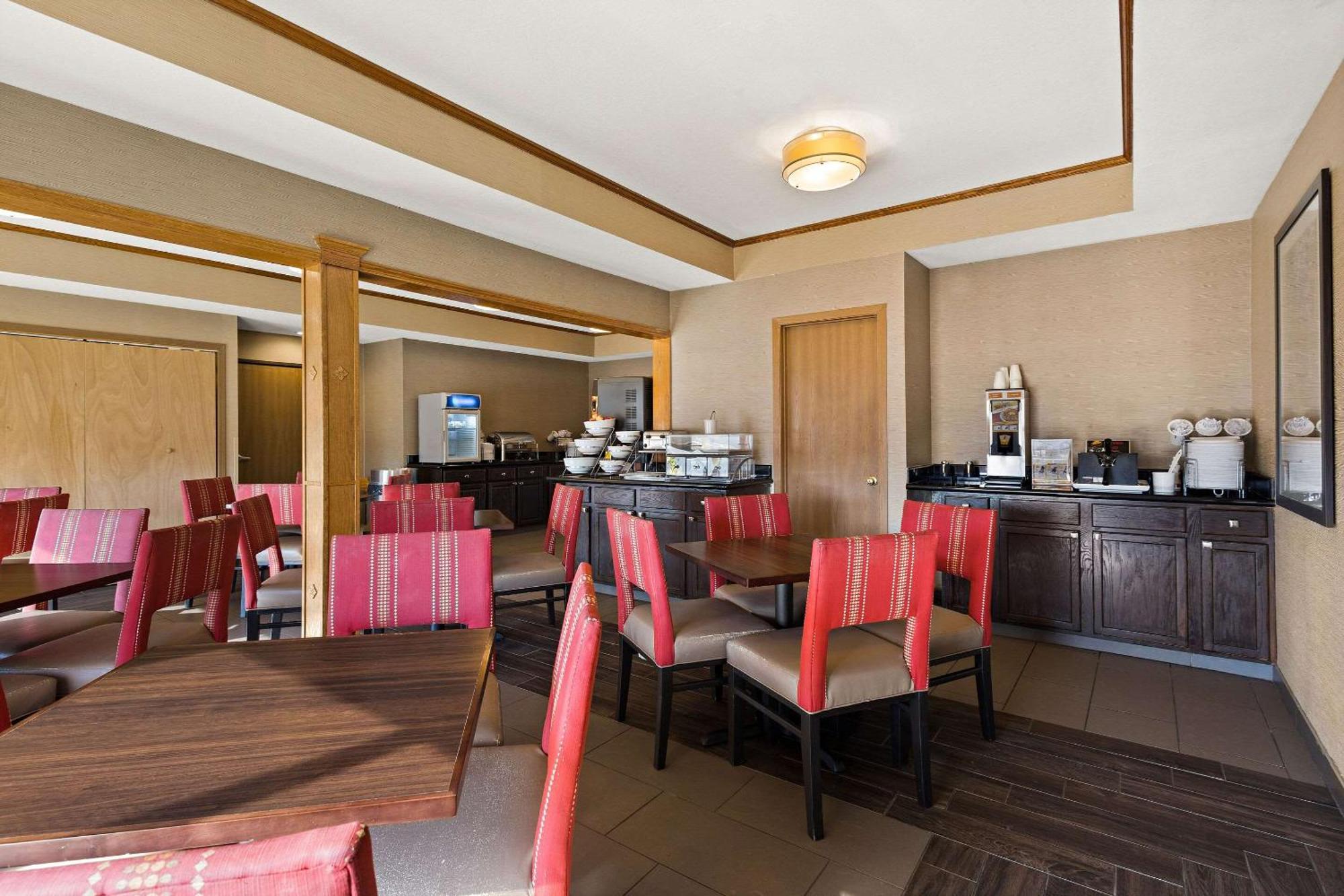 Comfort Inn Huntington Near University Dış mekan fotoğraf