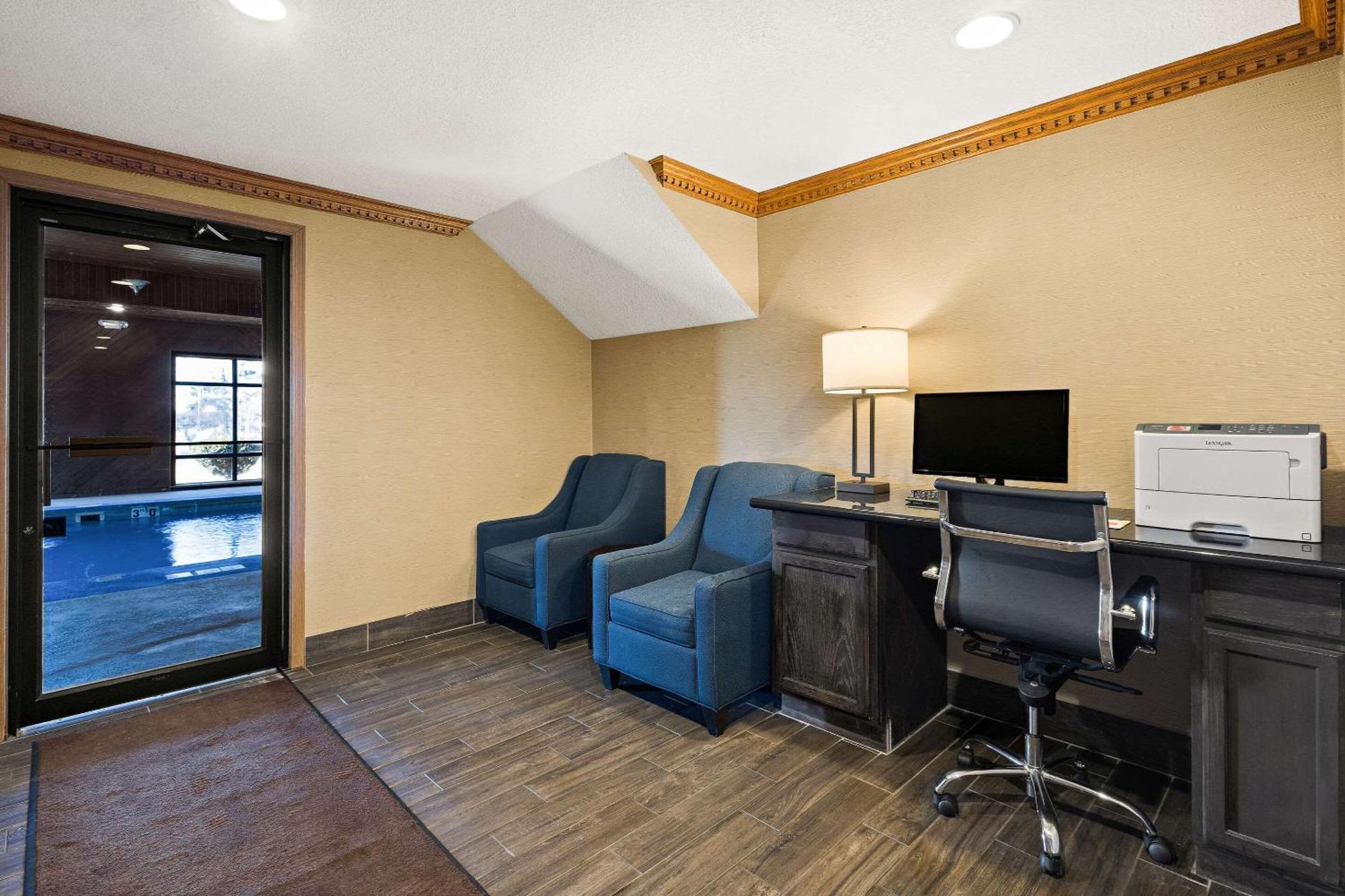 Comfort Inn Huntington Near University Dış mekan fotoğraf