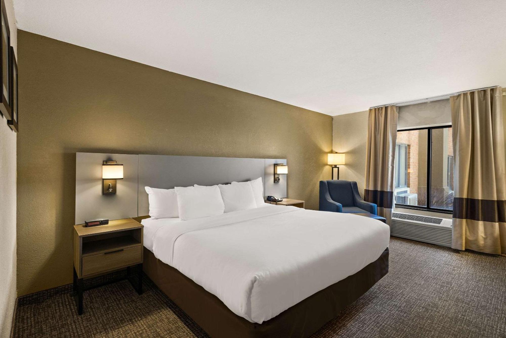 Comfort Inn Huntington Near University Dış mekan fotoğraf