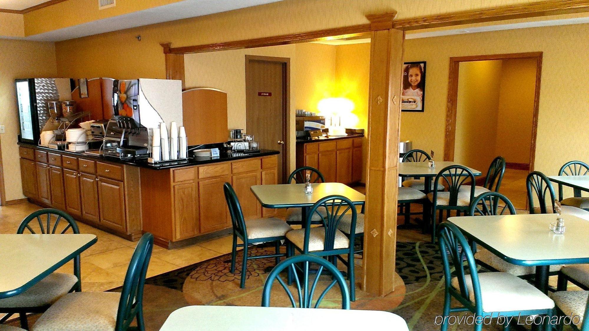 Comfort Inn Huntington Near University Dış mekan fotoğraf